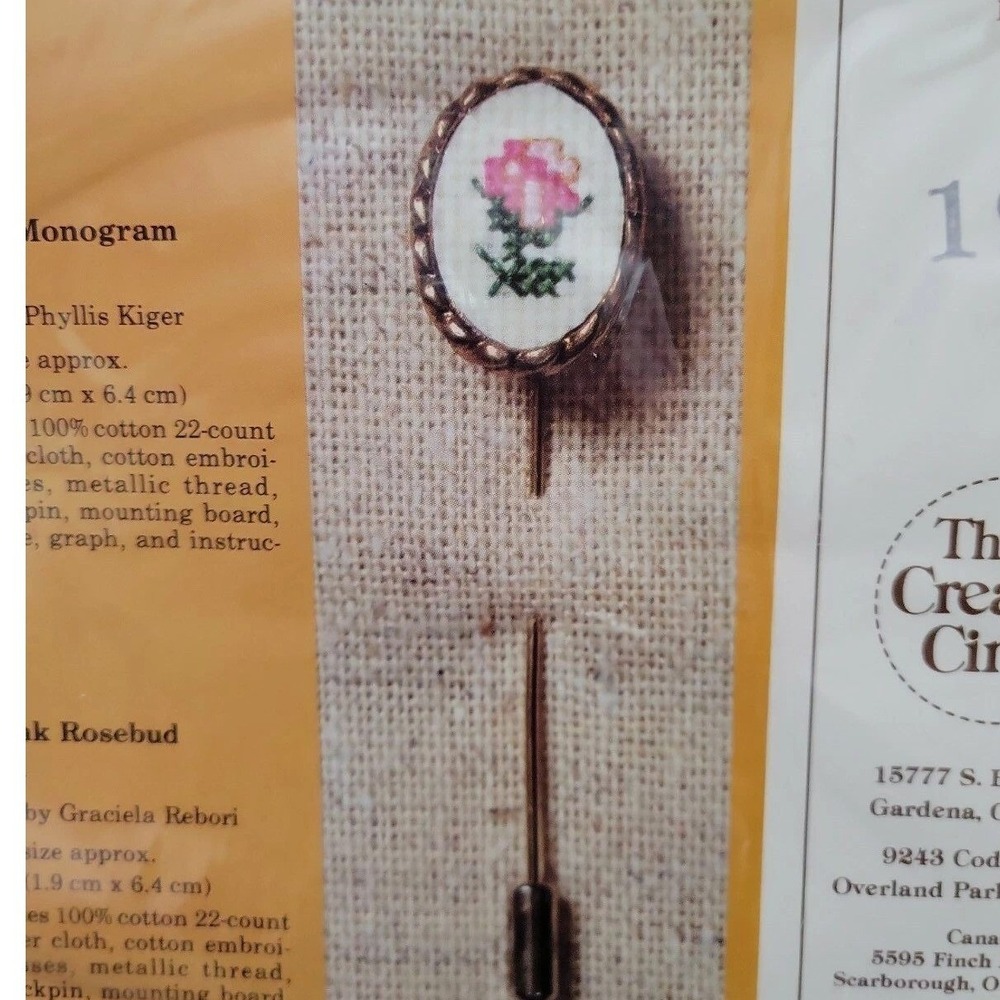 VTG The Creative Circle Pink Rosebud Hat Pin Kit Pink DIY Embroidery Opened